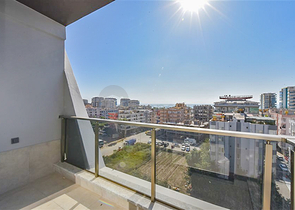 Квартира 1+1 с превосходной инфраструктурой в районе Махмутлар