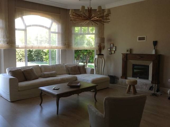 Виллы в комплексе от застройщика в Анталии