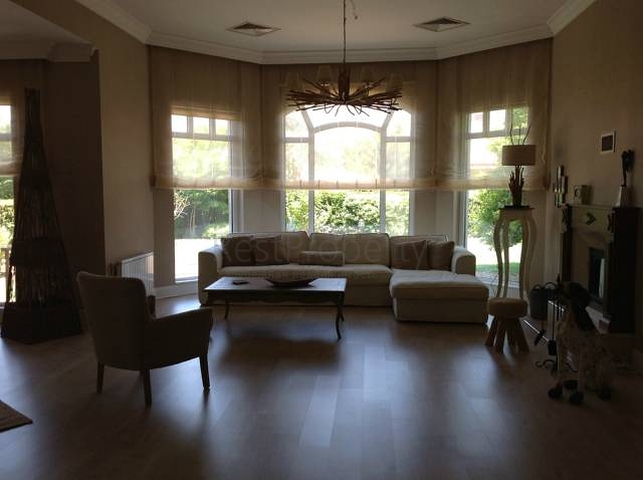 Виллы в комплексе от застройщика в Анталии