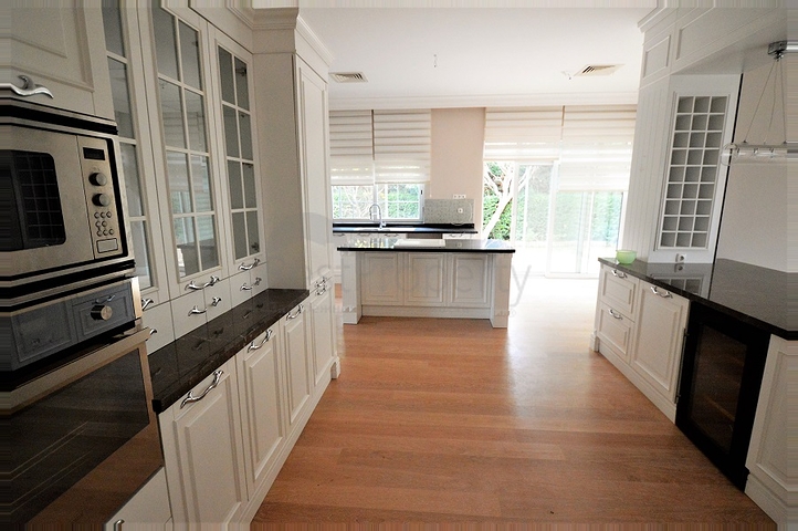 Виллы в комплексе от застройщика в Анталии