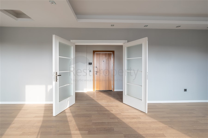 Просторный пентхаус 4+1 в районе Оба