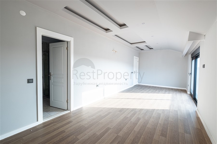 Просторный пентхаус 4+1 в районе Оба