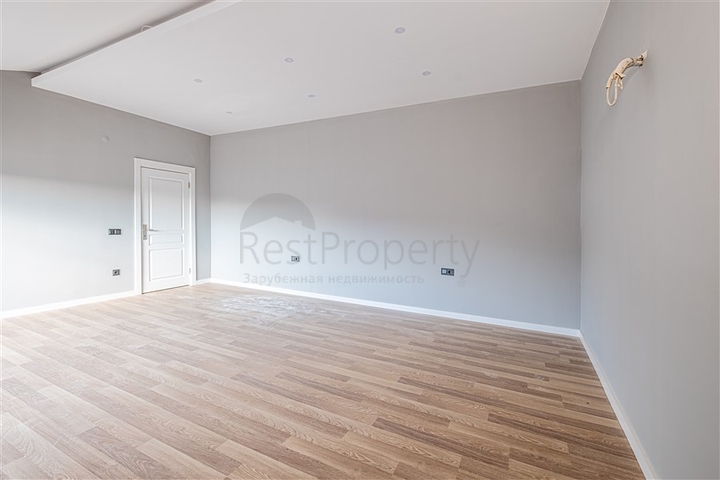 Просторный пентхаус 4+1 в районе Оба