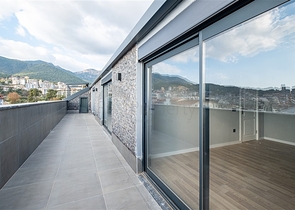 Просторный пентхаус 4+1 в районе Оба