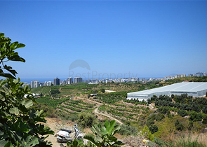 Вилла в сите 4+1 с небольшим садом и видом на море и горы в живописном районе Каргыджак