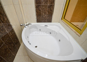 Вилла в сите 4+1 с небольшим садом и видом на море и горы в живописном районе Каргыджак