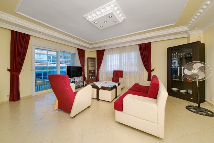 Квартира 2+1 в районе Джикджили с просторным балконом