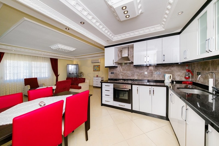 Квартира 2+1 в районе Джикджили с просторным балконом