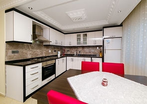 Квартира 2+1 в районе Джикджили с просторным балконом