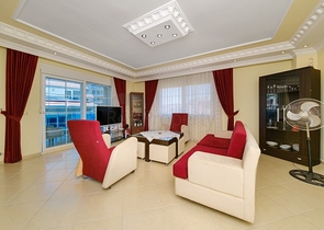 Квартира 2+1 в районе Джикджили с просторным балконом