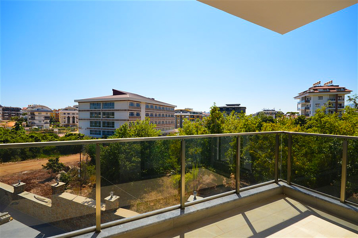 Двухкомнатная меблированная квартира в районе Оба