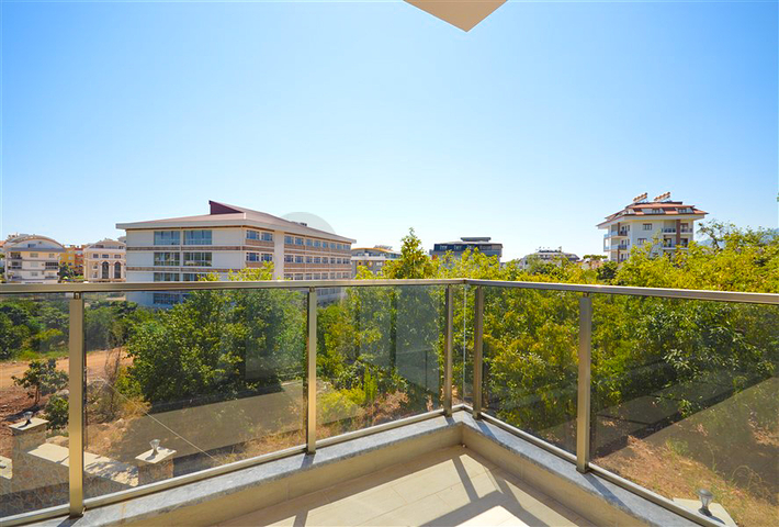 Двухкомнатная меблированная квартира в районе Оба