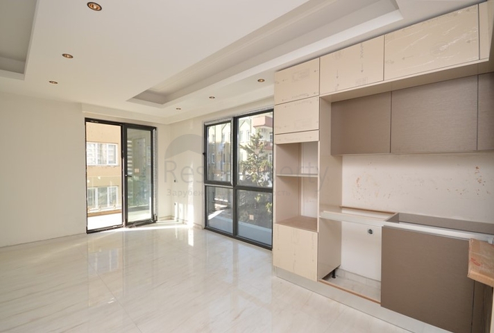 Квартира 1+1 в комплексе премиум класса на первой береговой линии в Махмутларе