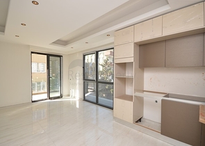 Квартира 1+1 в комплексе премиум класса на первой береговой линии в Махмутларе