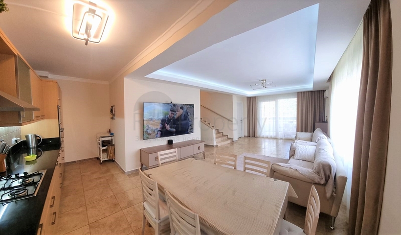 Апартаменты 4+1 в районе Джикджилли