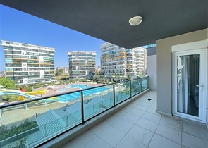 Квартира 1+1 в популярном жилом комплексе в районе Авсаллар