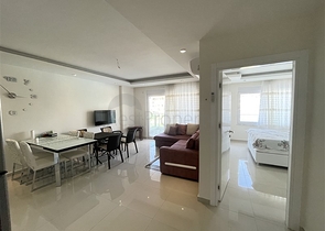 Квартира 1+1 в популярном жилом комплексе в районе Авсаллар