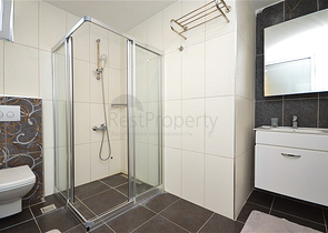 Пентхаус планировкой 2+1 с видом на Средиземное море всего в 400 м до пляжа района Каргыджак