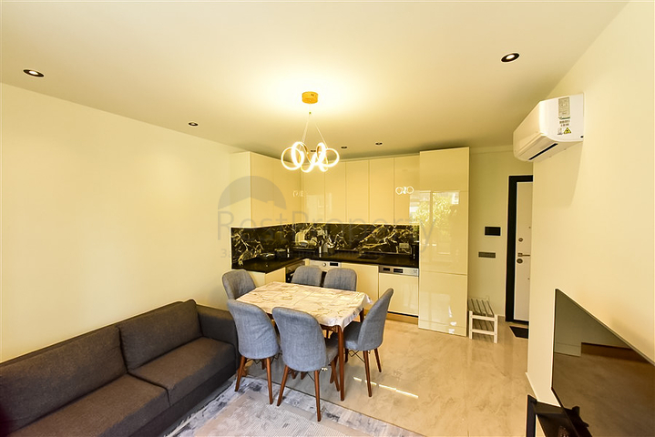 Квартира 1+1 в шикарном комплексе в пешей доступности от моря