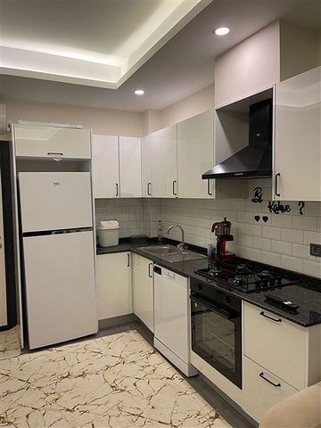 Квартира 1+1 в новом комплексе в Газипаша в 600 м от моря