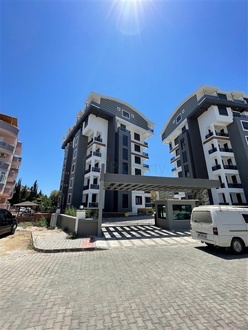 Квартира 1+1 в новом комплексе в Газипаша в 600 м от моря