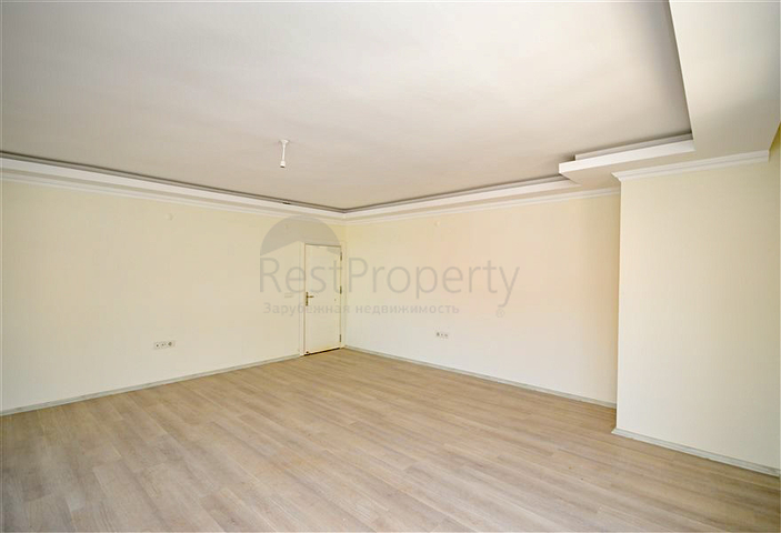 Пентхаус планировки 7+1 с отдельной кухней в центре Алании