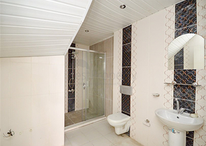 Пентхаус планировки 7+1 с отдельной кухней в центре Алании