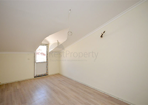 Пентхаус планировки 7+1 с отдельной кухней в центре Алании