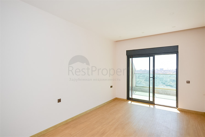 Двухэтажный пентхаус 3+1 с закрытым паркингом и видом на море в Алании