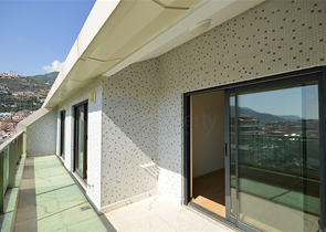 Двухэтажный пентхаус 3+1 с закрытым паркингом и видом на море в Алании