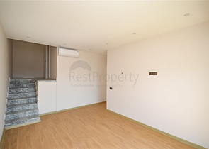 Двухэтажный пентхаус 3+1 с закрытым паркингом и видом на море в Алании