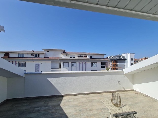 Просторный пентхаус 2+1 в районе Кестель