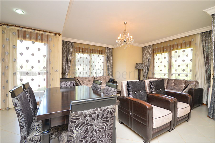 Квартира 2+1 на первой линии в центре Алании