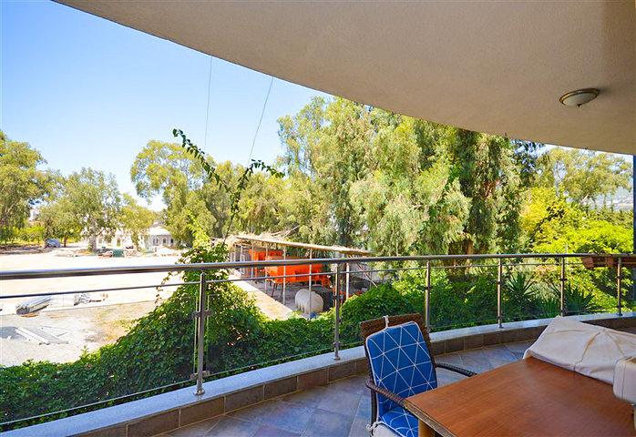 Квартира 2+1 на первой линии в центре Алании