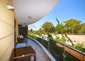 Квартира 2+1 на первой линии в центре Алании