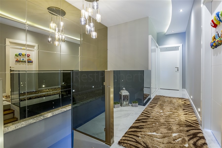 Просторный петнтхаус в районе Оба