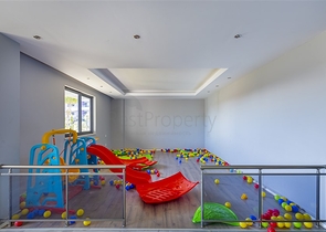 Просторный петнтхаус в районе Оба