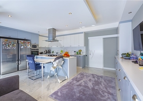 Просторный петнтхаус в районе Оба