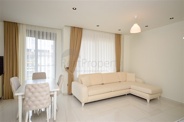 Пентхаус 2+1 с красивым видом в районе пляжа Клеопатры на аренду