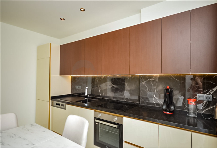 Пентхаус 2+1 с красивым видом в районе пляжа Клеопатры на аренду