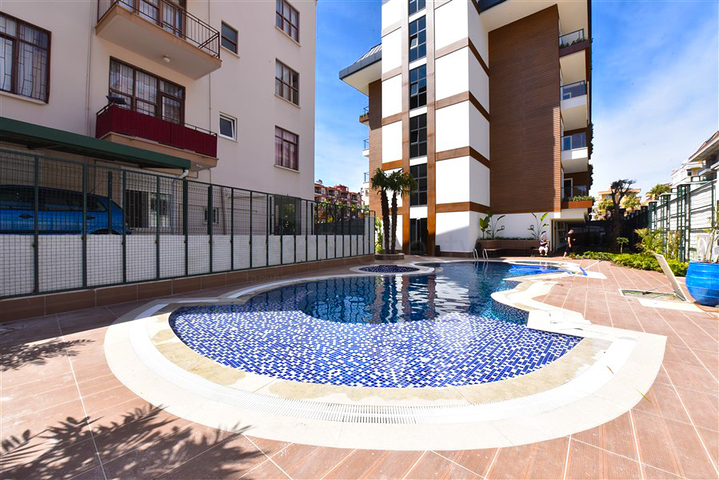 Пентхаус 2+1 с красивым видом в районе пляжа Клеопатры на аренду