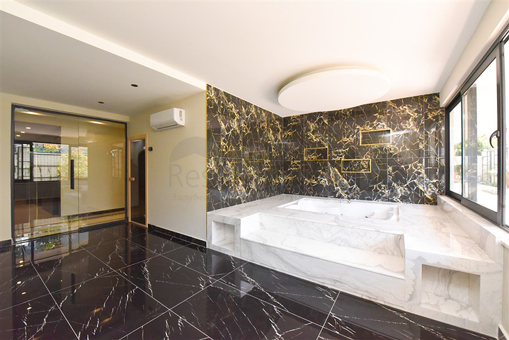 Пентхаус 2+1 с красивым видом в районе пляжа Клеопатры на аренду