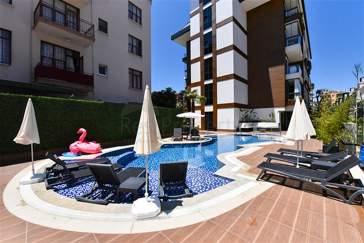 Пентхаус 2+1 с красивым видом в районе пляжа Клеопатры на аренду