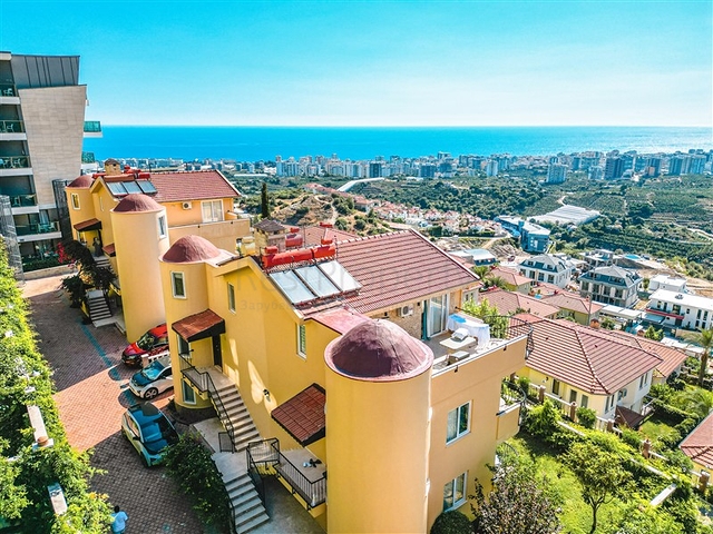 Пентхаус 2+1 в живописном районе Каргыджак