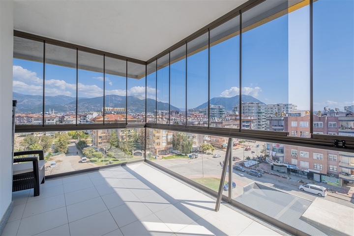 Пентхаус 4+1 всего в 100 метрах от Средиземного моря в районе Оба