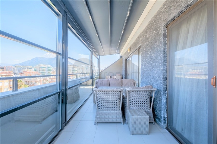 Пентхаус 4+1 всего в 100 метрах от Средиземного моря в районе Оба