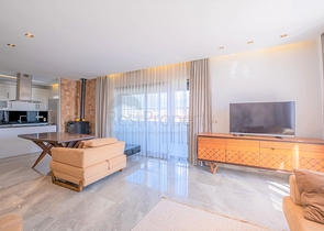 Пентхаус 4+1 всего в 100 метрах от Средиземного моря в районе Оба