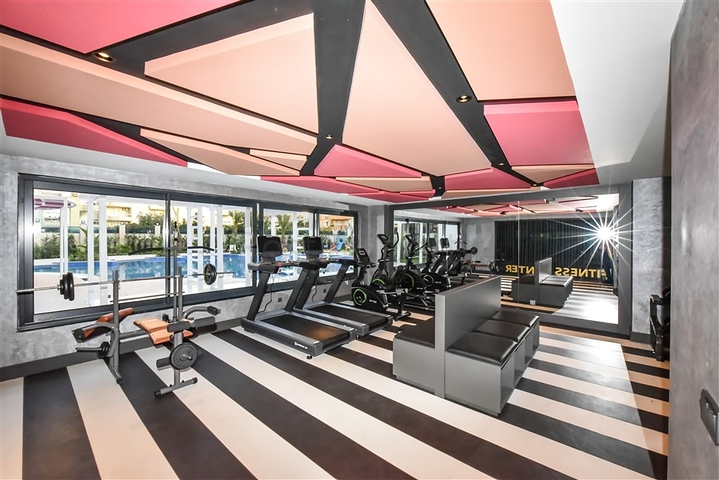 Пентхаус 3+1 в центре Алании с потрясающими видовыми характеристиками