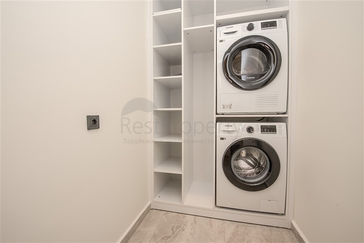 Пентхаус 3+1 в центре Алании с потрясающими видовыми характеристиками