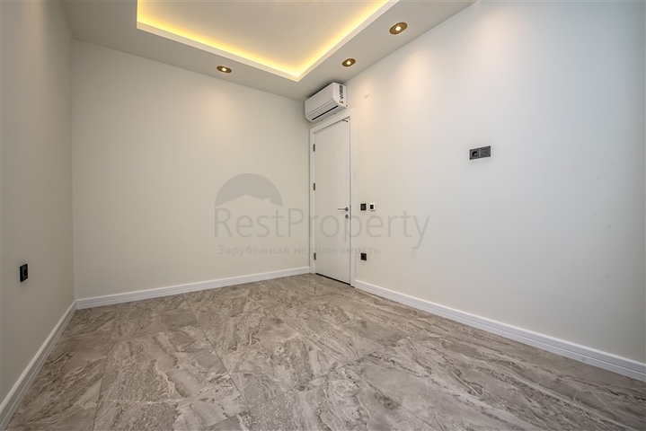 Пентхаус 3+1 в центре Алании с потрясающими видовыми характеристиками